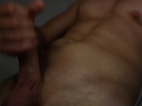 肌肉猛男浴室秀大雕 chinese daddy son gay porn