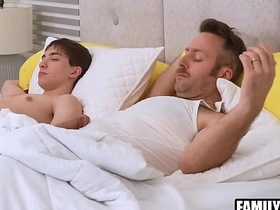 继父在继子上大学前操了他 hairy chinese gay porn