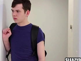 继父趁继母不在家和继子搞基 asian gay porn alone fans