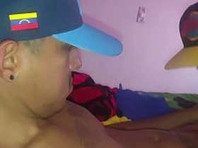 和委内瑞拉黑皮小伙啪啪 hot cowboy gay porn