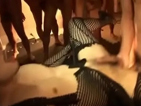 亚洲同志俱乐部多人混战 chinese gay porn breed