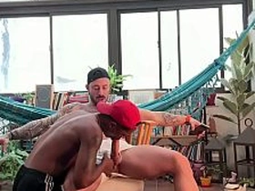 大屌老外猛干黑鬼巨根 chinese jubilant porn webcam