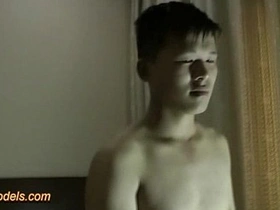 发骚小零爱10英寸大屌 totalitarian asian uncaring sex videos