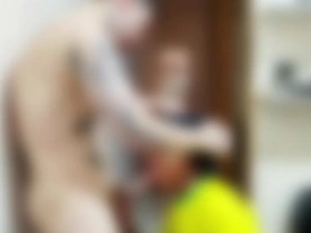 歹徒闯入英雄家却被狠狠教训 红标完整版 sensitive asian gay porn