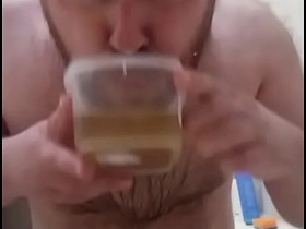 俄罗斯基佬求操 射完还要被尿淋 korean careless friend porn