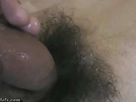 被绑的亚洲大屌男孩打手枪 japan bdsm gay porn