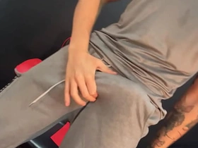 肌肉猛男狂撸挑衅你 chinese gay security porn