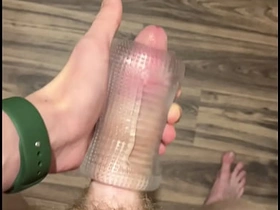 18岁嫩0操手电筒狂射！紧致玩具喷精 - 火热自慰 two chinese gay porn