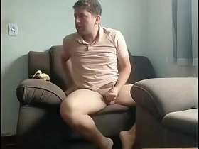 我独自在家听着放克音乐在客厅裸奔 chinese muscle exasperation blithe porn
