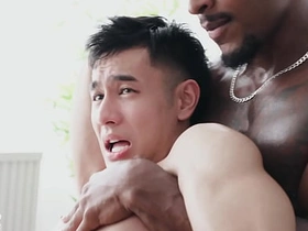 两根黑人大屌狂操嫩滑小受 gay porn asian cam