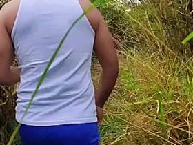 在废墟小径上被内射 japanese coach gay porn