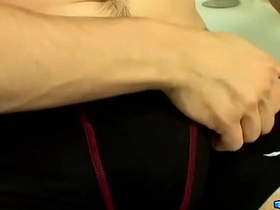 UndieTwinks: Bryce Corbin洗澡时硬到流水还猛撸 chinese gay huge detect porn