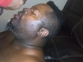 给我鸡巴嗦得真爽 gay porn asian spa