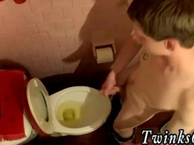 亚洲可爱同性恋男孩性爱完整版 直男撒尿的日子 gay asian sauna porn