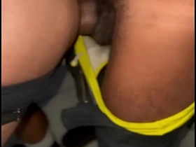 火热浴室沦陷 - 保安的XXL巨根爆插舞男屁眼 asian bath gay porn