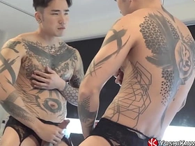 YOSHIKAWASAKIXXX - 义雄玩弄奶头并打飞机 asian spit gay porn