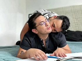 和同学真实火热性交 干到屁眼灌满浓精 porn gay bdsm asian
