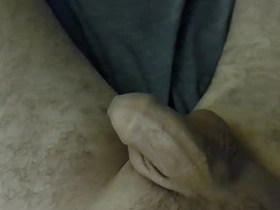 睡不着还不如自摸 gay chinese popper trainer porn