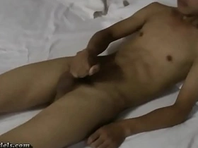 亚洲大屌男孩自慰 chinese merry porn daddy