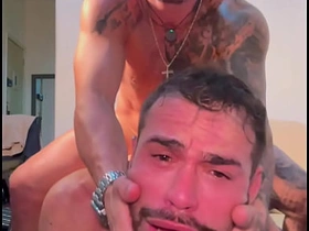 跟艾伦·格拉玩大了 gay porn hot story