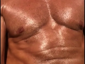意大利肌肉AV男优的泳池日 korean abb? porn gay