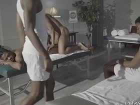 爱德华詹姆斯 按摩放松变淫乱派对 绅士与好友多人混战 hot hairy asian gay sex videos