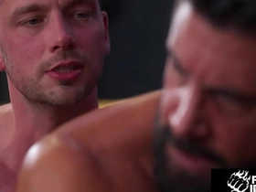Damon Heart和Justin Jett在FistingInferno的重口拳交片 gay china porn tweet