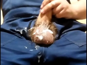 俄罗斯建筑工久未见新娘 射精声响亮精液量惊人！ chinese gay porn cam